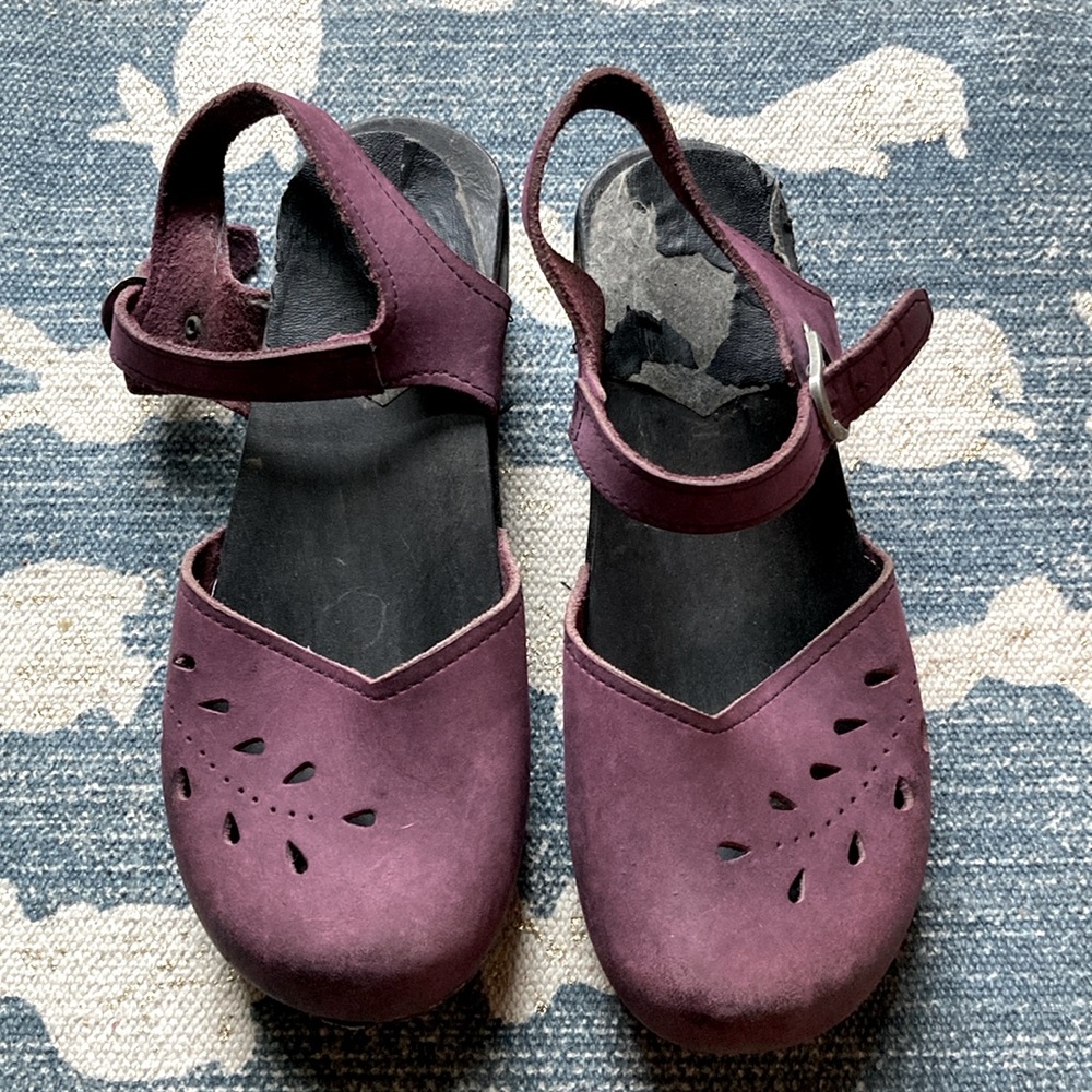 Custom made Sven leather clogs, size 36. Well-loved but still very fun!